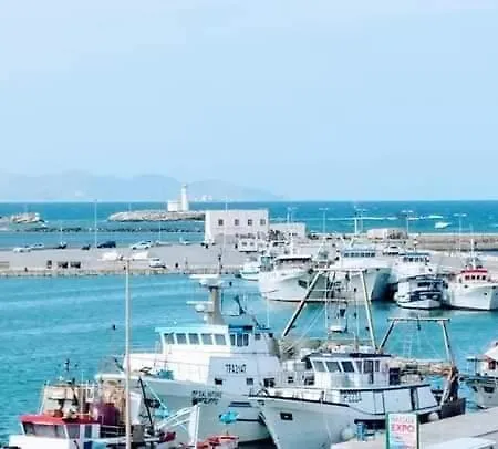 Punta Di Mare Apartment *